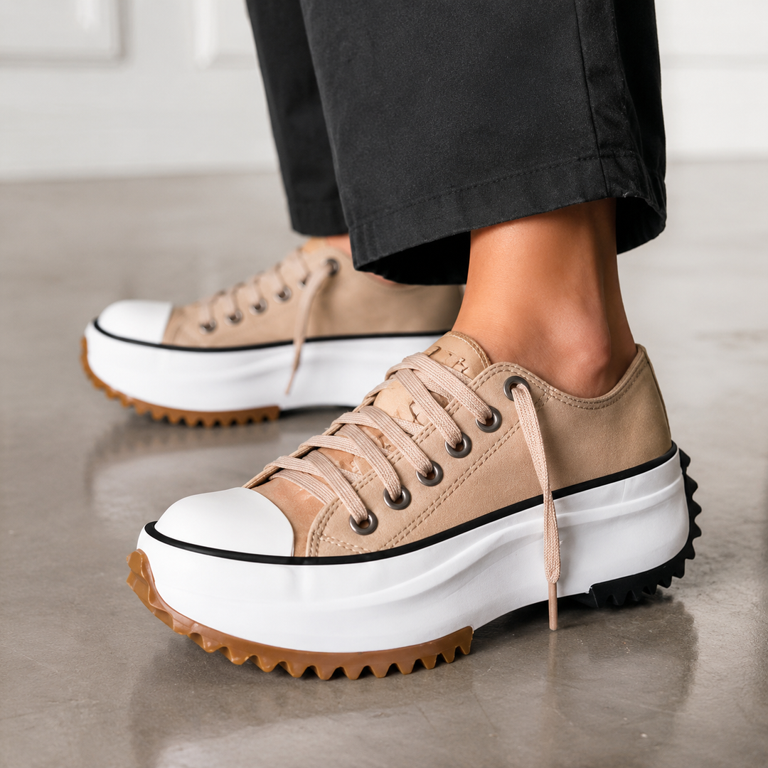 Ella | Platform trainers